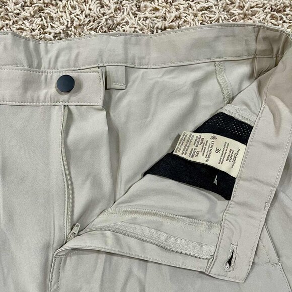 Legendary Outfitters Men’s Soft Cargo Tech Shorts Tan, Size 36 (New) - Picture 6 of 12